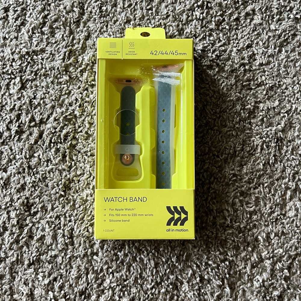 NIB All in Motion Apple Watch Band 42/44/45mm
